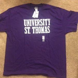 University of St Thomas tshirt